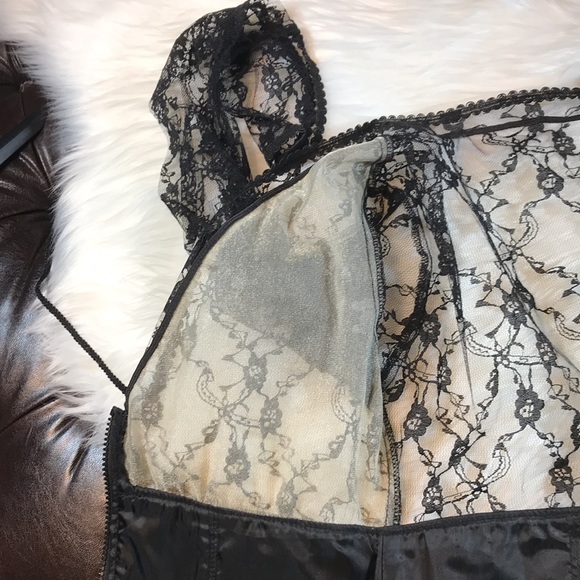 ✨HP✨Vintage Leather & Lace Top Gorgeous Cuffs! - Picture 8 of 16